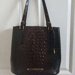 NWOT Brahmin Hudson Bucket Bag